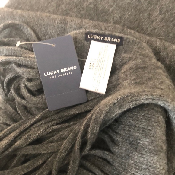 Scarf - Picture 2 of 4